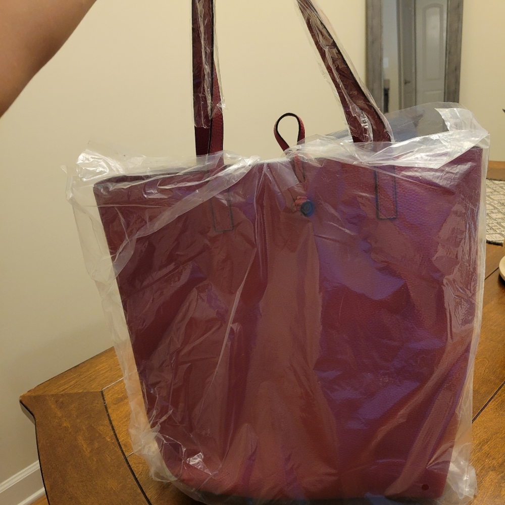 Red tote bag